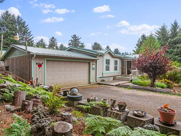 468 NE Alder St, Yachats, OR 97498