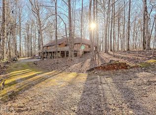 2127 Kelly Mountain Rd, Clarkesville, GA 30523