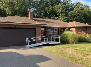 332 Highland Dr, Waterbury, CT 06708