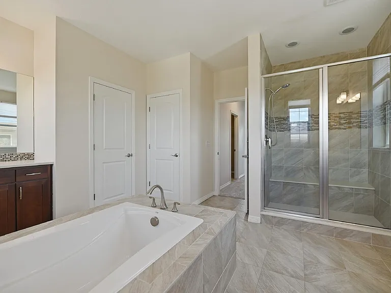 16006 Swan Mountain Dr — Photo 29