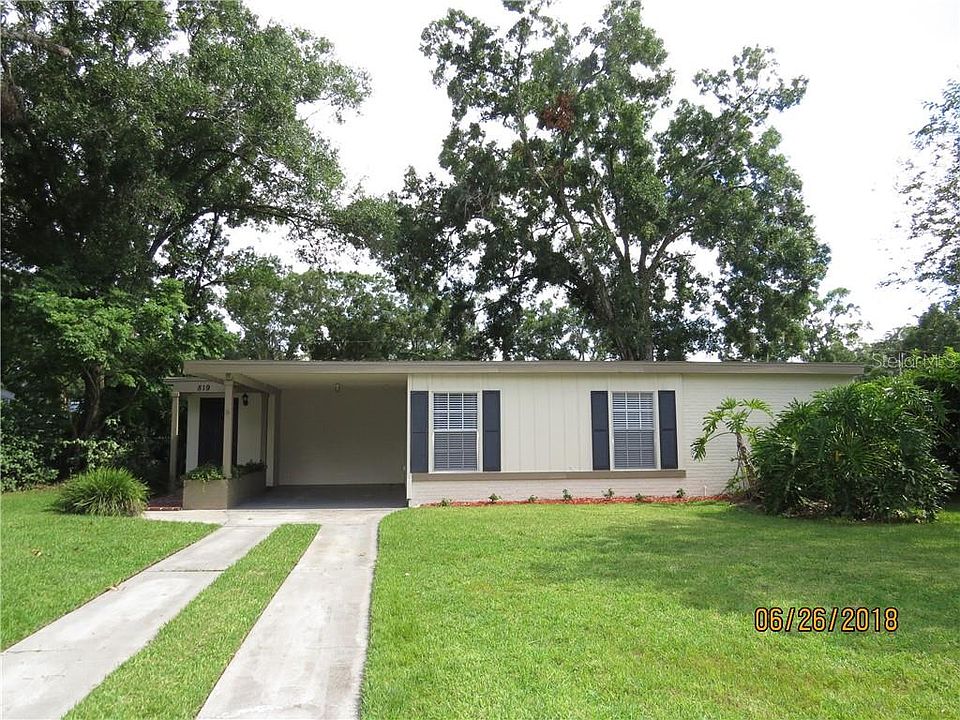 1st image of 819 E River Dr