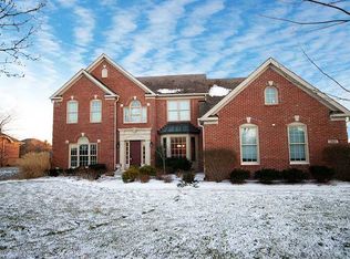 3987 Highland Park Dr, Greenwood, IN 46143