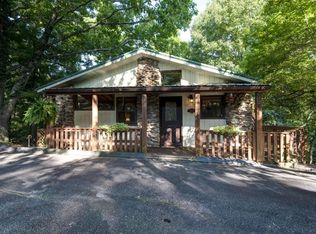 425 Riverview Rd, Ozark, MO 65721