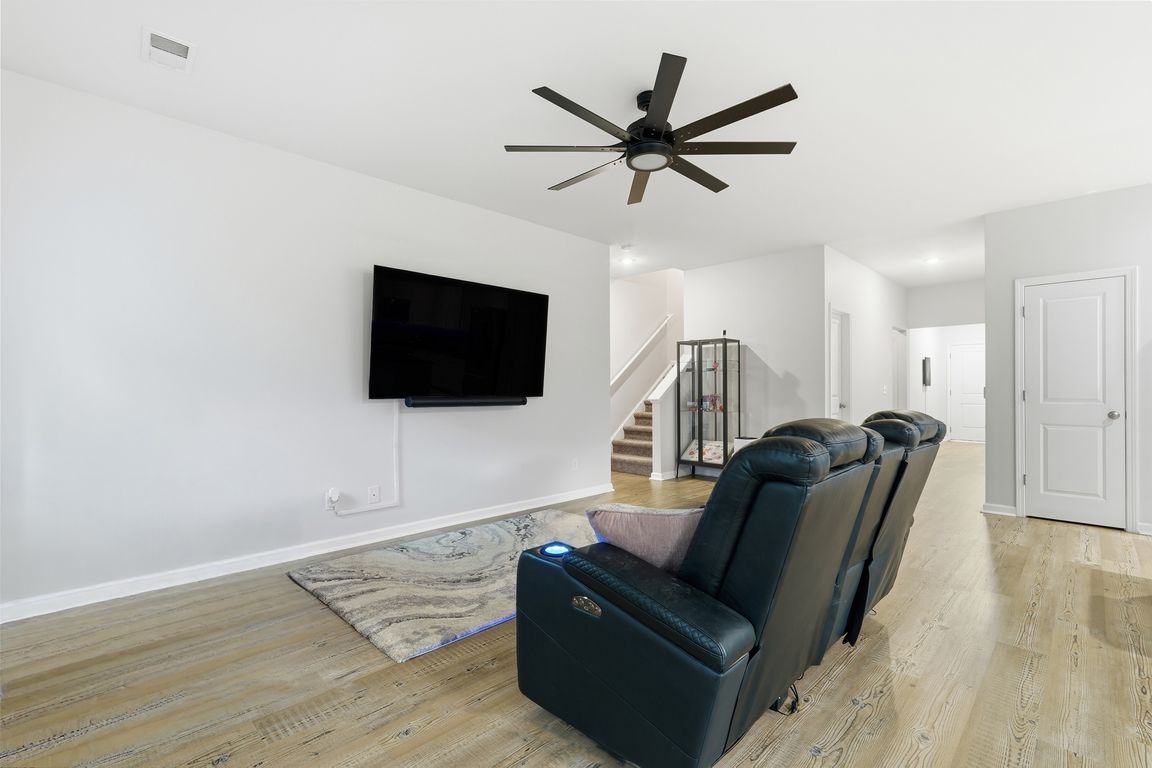 next background image