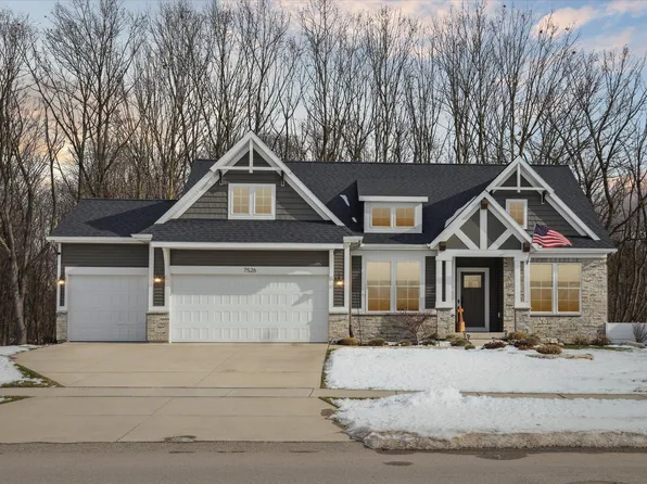 7526 Graymoor St SE, Caledonia, MI 49316