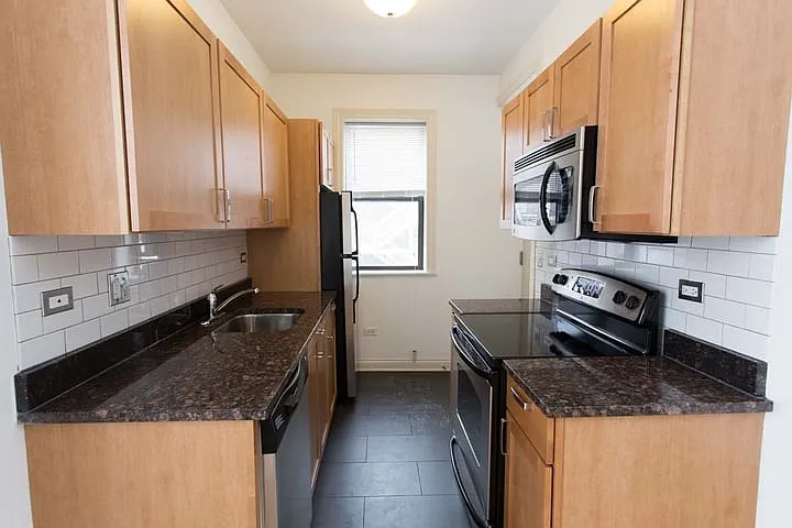5320-5326.5 S. Drexel Boulevard — Photo 16