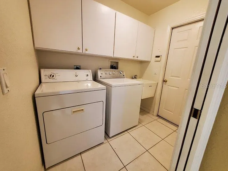 22337 Tennyson Ave — Photo 13