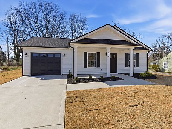 3rd image of 2417 Andrews Rd