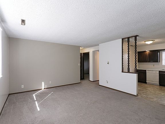 4th image of 1448 Mulberry St #4