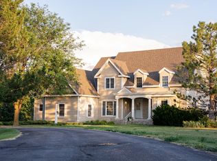 884 Riverview Rd, Plainville, KS 67663