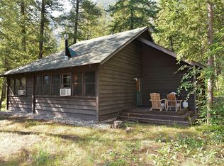 Early Winters Cabins, Mazama, WA 98833