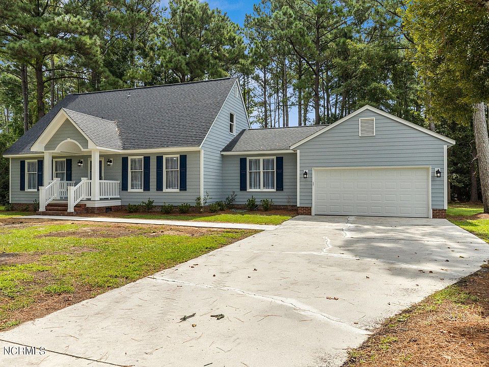 1st image of 720 Comet Dr