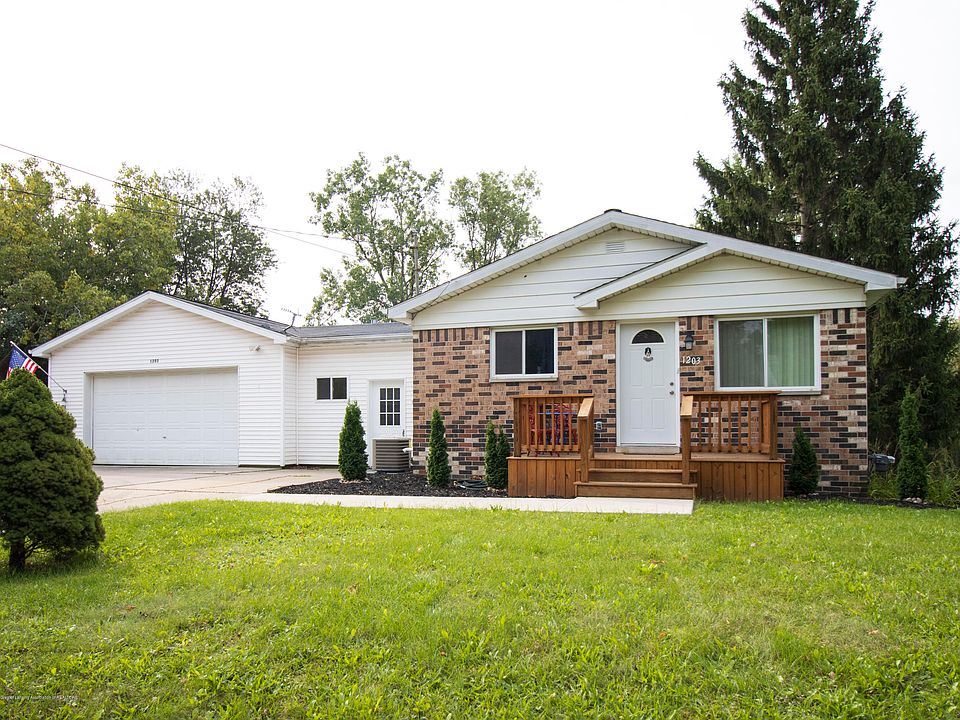 1st image of 1203 Victoria Dr
