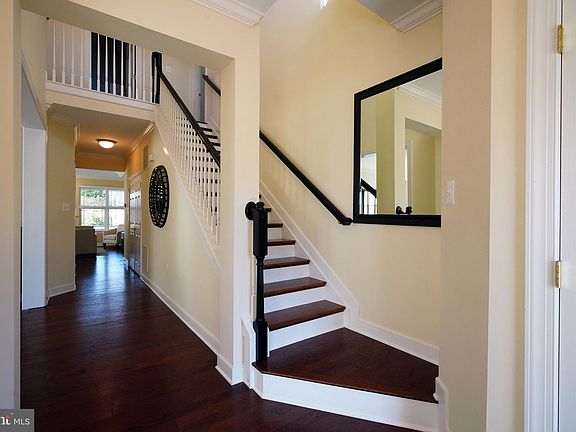 3rd image of 17359 Graceland Dr