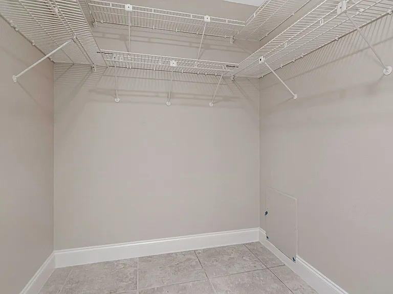 2958 Dundee Dr — Photo 39