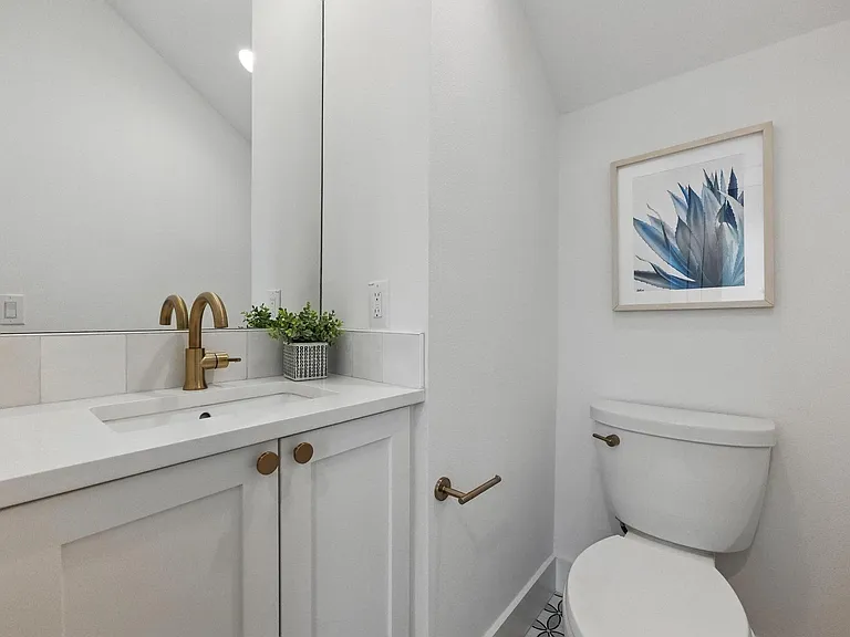 2105 Sl Davis Ave #2 — Photo 19