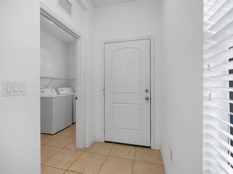 229 Livorno Way — Photo 24