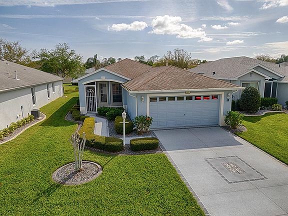 4th image of 5601 Aurora Dr