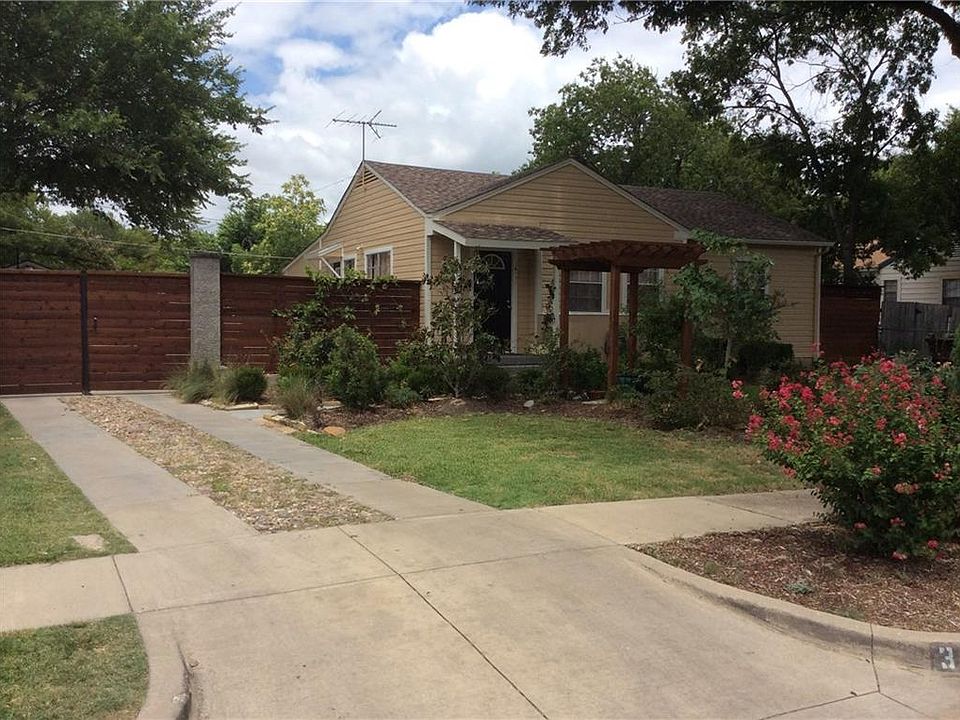 1st image of 3611 La Joya Dr