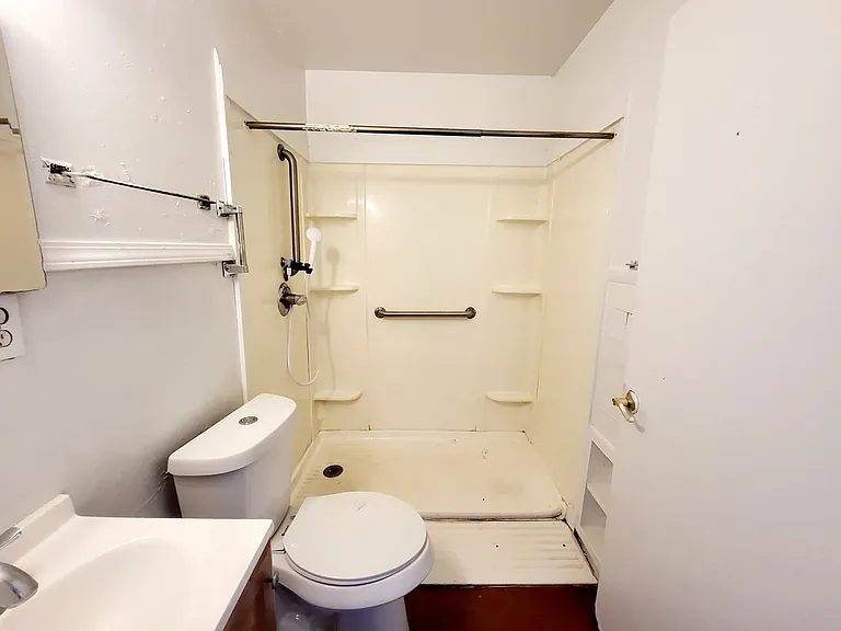 1501 Sycamore St #A — Photo 20