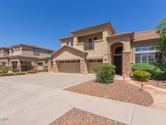 3rd image of 348 W KINGBIRD Drive