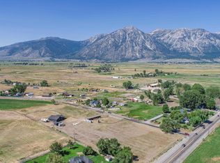 975 Edna Dr, Gardnerville, NV 89460