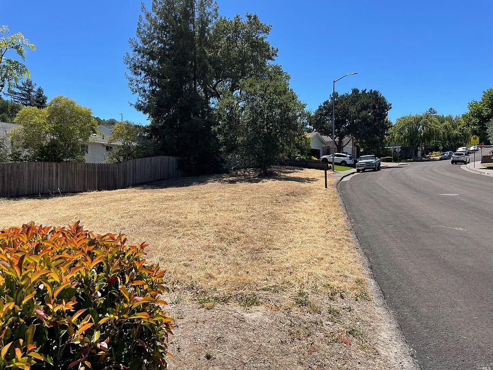 800 Cindy Ln, Petaluma, CA 94952 MLS 322061133 Zillow