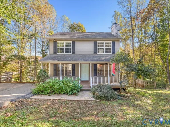 471 Jefferson Dr, Palmyra, VA 22963