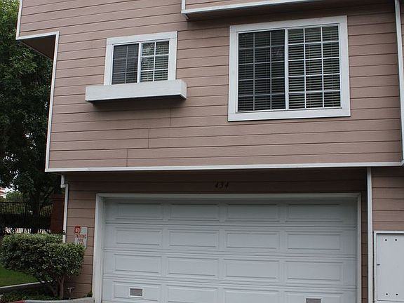 2nd image of 2800 Plaza Del Amo Unit 434