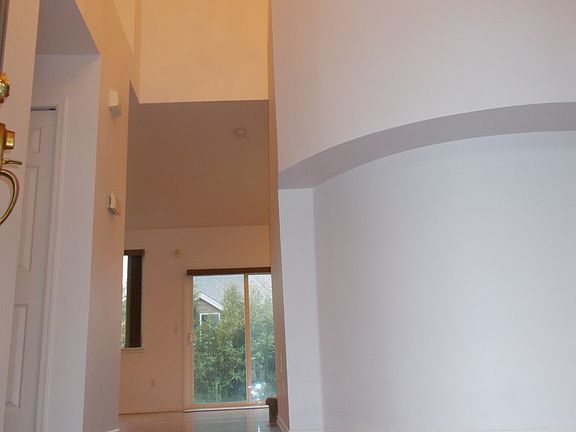 Tall ceilings and wrap around floor plan