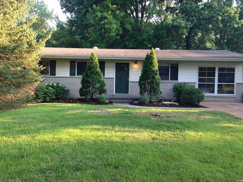 1st image of 9963 Clearwater Dr