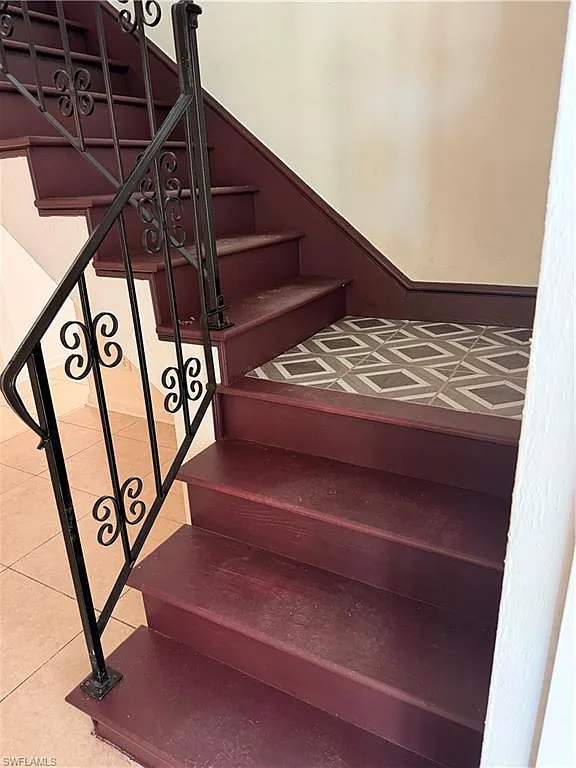 4 bed, 2.5 bath, 2200 sqft, $3,800 — Photo 4