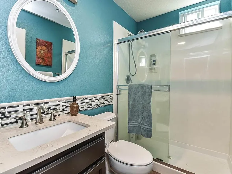 852 Lindrick Ct — Photo 19