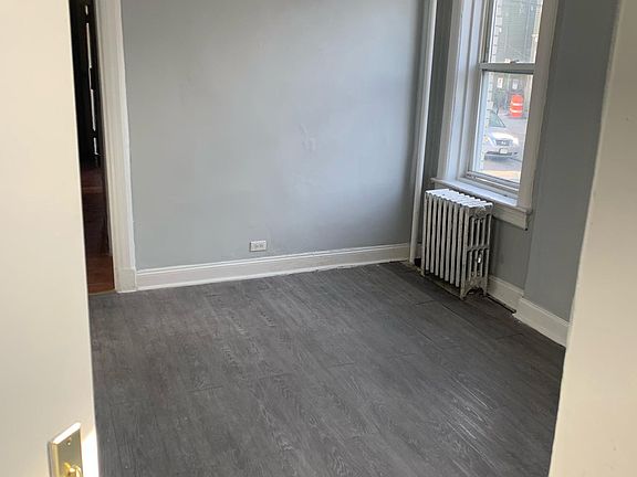 4th image of 78 Oak St APT 2