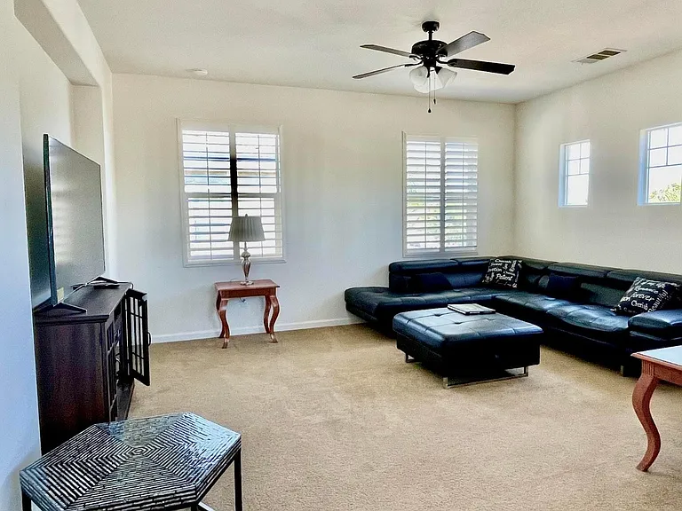3303 S Tipton St — Photo 14