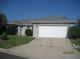 302 Northgate Ave, Monett, MO 65708