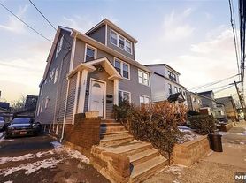 28-30 Monticello Ave, Newark, NJ