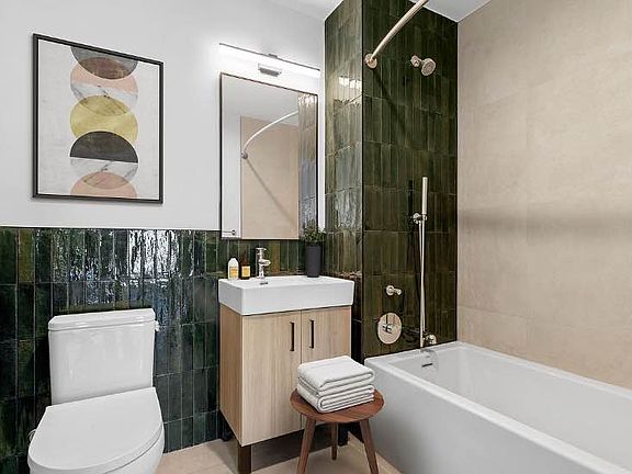 4th image of 16 Putnam Ave #6A
