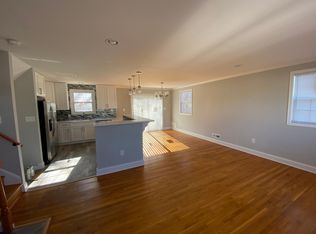 5 Wendslow Pl, Lutherville Timonium, MD 21093