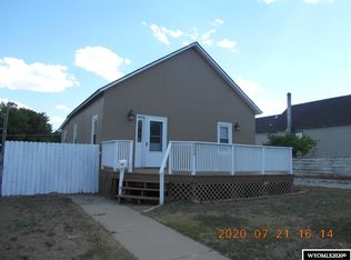 324 E Murray St, Rawlins, WY 82301