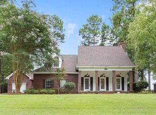 79 Timberton Dr, Hattiesburg, MS 39401