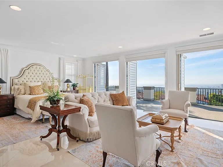 7 Vista Luci — Photo 21