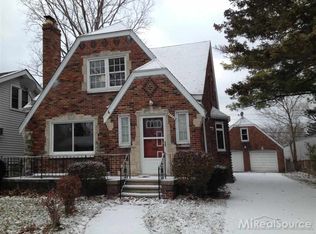 22065 Hayes Rd, Eastpointe, MI 48021