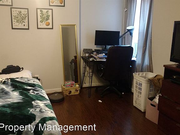 5th image of 1114 W Marshall St