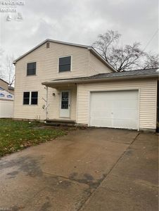 1105 Oakwood Dr, Vermilion, OH, 44089