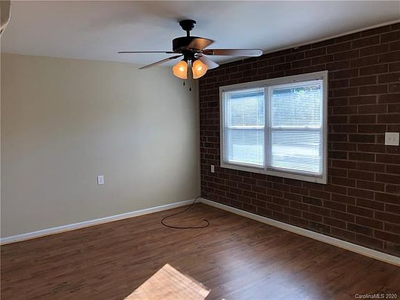4th image of 229 McGinnis Ave