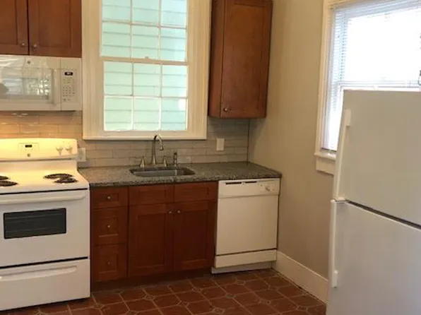 119 E Park Ave, Savannah, GA 31401