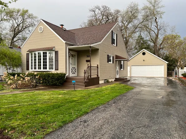 303 Brownell St, Thornton, IL 60476