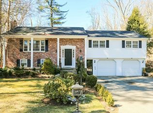30 Butterworth Dr, Attleboro, MA 02703