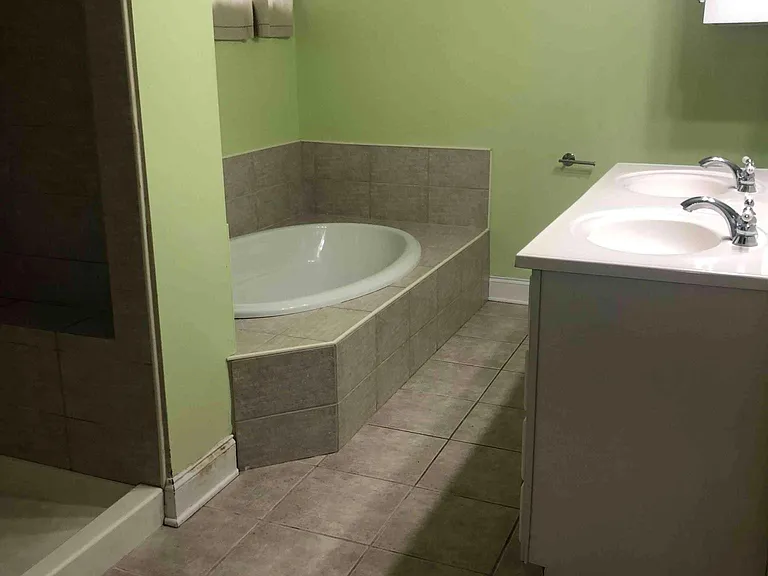 39 Belmont Dr — Photo 9
